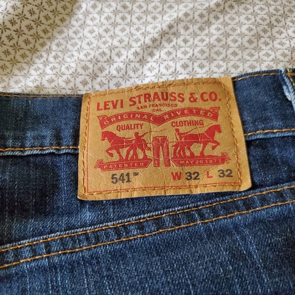 Levi 541 - Picture 2 of 4